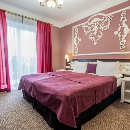 Poeziya Mandriv * Skhidnytsia