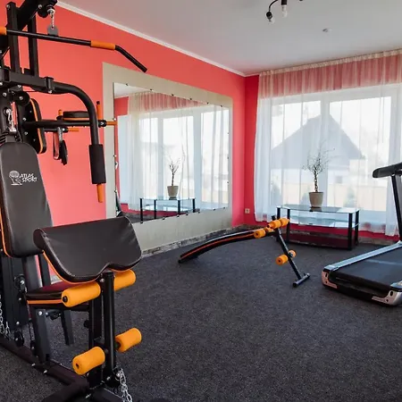 Hotel Poeziya Mandriv *