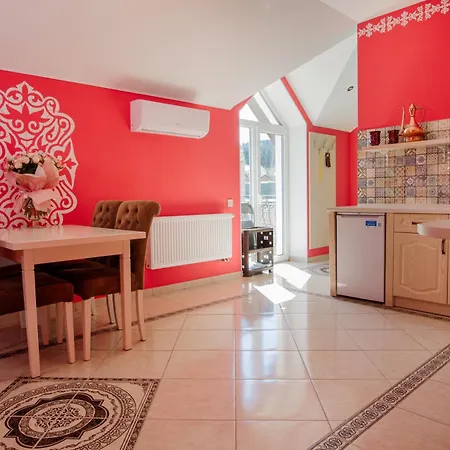 Poeziya Mandriv Hotel Skhidnytsia