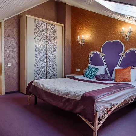 Hotel Poeziya Mandriv