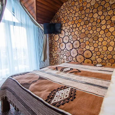 Poeziya Mandriv Hotel Skhidnytsia
