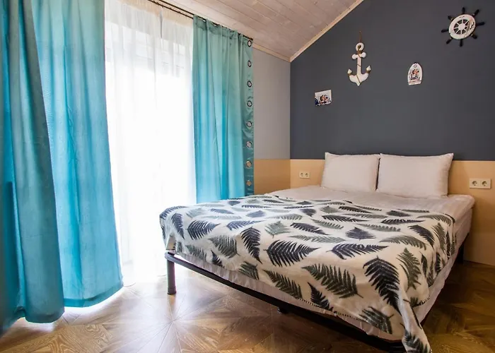 Hotel Poeziya Mandriv *
