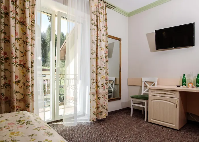 Hotel Poeziya Mandriv