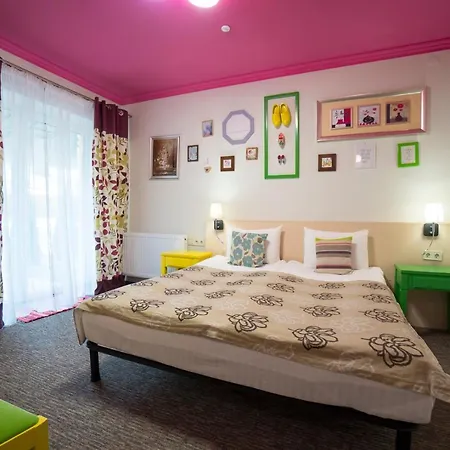 Hotel Poeziya Mandriv