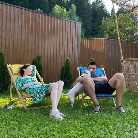 Hotel Poeziya Mandriv *