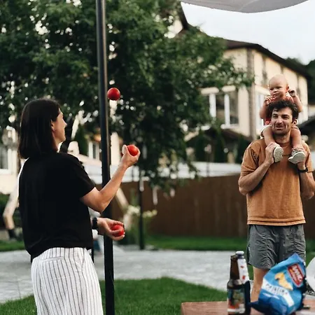 Hotel Poeziya Mandriv *